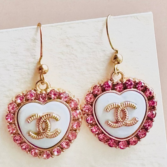 CHANEL Pink, White and Gold Heart Earrings - Picture 8 of 13